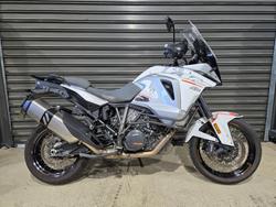 2016 KTM 1290 SUPER ADVENTURE WHITE