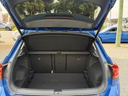 2025 Volkswagen T-ROC STYLE