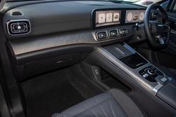 2025 Jaecoo J8 Track