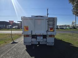 2011 Kenworth T409 Sar White
