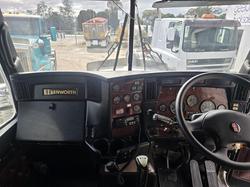 2011 Kenworth T409 Sar White