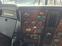2011 Kenworth T409 Sar White