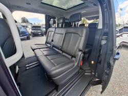 2022 Hyundai
                STARIA Highlander