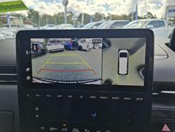 2022 Hyundai
                STARIA Highlander