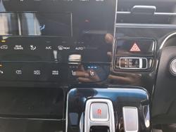 2022 Hyundai
                STARIA Highlander