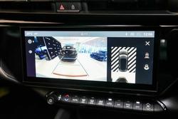 2025 Alfa Romeo Junior Ibrida