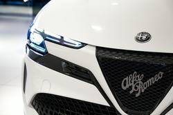 2025 Alfa Romeo Junior Ibrida