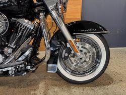 2013 Harley-davidson FLHR ROAD KING Black