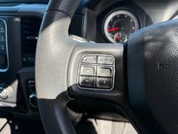 2021 RAM 1500 Express DS MY21 4X4 Dual Range Bright White