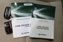 2022 Toyota Landcruiser VX