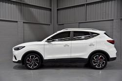 2021 MG
ZST Essence