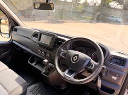 2021 Renault Master Pro 110kW