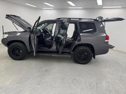 2021 Toyota Landcruiser VX VDJ200R 4X4 Dual Range Graphite