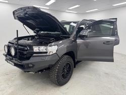 2021 Toyota Landcruiser VX VDJ200R 4X4 Dual Range Graphite