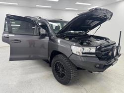 2021 Toyota Landcruiser VX VDJ200R 4X4 Dual Range Graphite