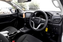 2025 Isuzu D-MAX SX MY24 4X4 Dual Range Mineral White