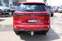 2025 Isuzu MU-X LS-M