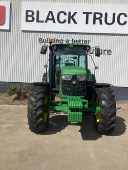  John Deere
                6090Mc 