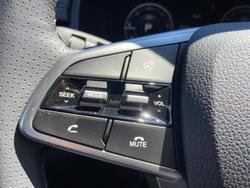 2025 KGM Musso Advance Q261 MY26 4X4 Dual Range Grand White