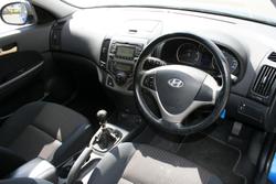 2007 Hyundai i30 SLX FD Blue