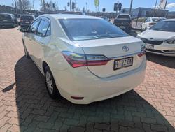 2017 Toyota Corolla Ascent ZRE172R Glacier White