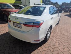 2017 Toyota Corolla Ascent ZRE172R Glacier White