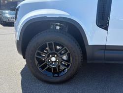 2024 Land Rover Defender 110 P400 S L663 MY24 AWD Fuji White