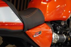 2025 BMW R 12 S R 12 Orange