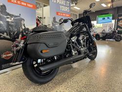 2025 Harley-Davidson Heritage Classic 117 (FLHC) Softail Black