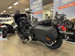 2025 Harley-Davidson Heritage Classic 117 (FLHC) Softail Black