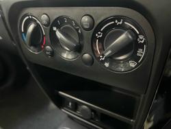 2014 Suzuki
                SX4 Crossover Navigator