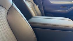 2024 Mazda CX-80 G40e Azami