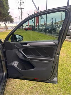 2018 Volkswagen
Tiguan Wolfsburg Edition