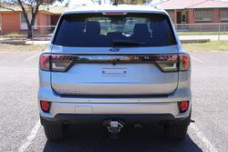 2025 Ford Everest Platinum