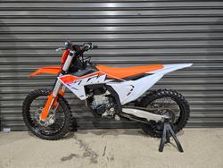 2023 KTM 450 SX-F ORANGE