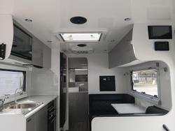 2022 Red Centre Kimberley Plus 186 Type B