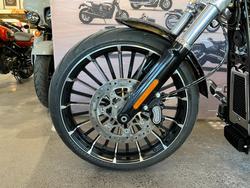 2025 Harley-davidson FXBR BREAKOUT (117) Vivid Black