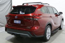 2021 Toyota
                Kluger Grande