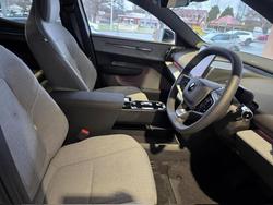 2024 Volvo EX30 Single Motor Extended Range Ultra