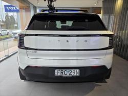 2024 Volvo EX30 Single Motor Extended Range Ultra
