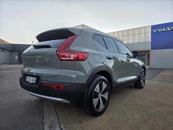 2025 Volvo XC40 Plus B4