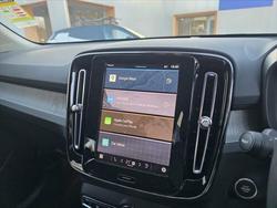 2025 Volvo XC40 Plus B4