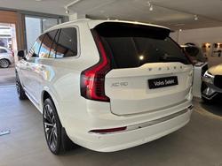 2025 Volvo XC90 Ultra B5 Bright