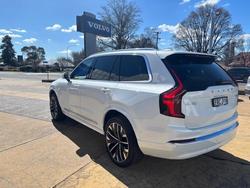 2025 Volvo XC90 Plus B5 Bright