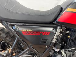 2022 Royal Enfield SCRAM 411 - MID E5 BLAZING BLACK