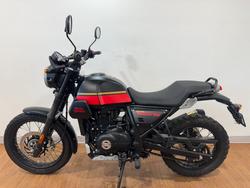 2022 Royal Enfield SCRAM 411 - MID E5 BLAZING BLACK