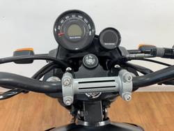 2022 Royal Enfield SCRAM 411 - MID E5 BLAZING BLACK