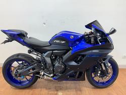 Yamaha YZF-R7LA
