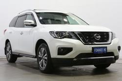 2019 Nissan
Pathfinder ST-L