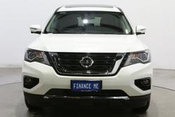 2019 Nissan
Pathfinder ST-L